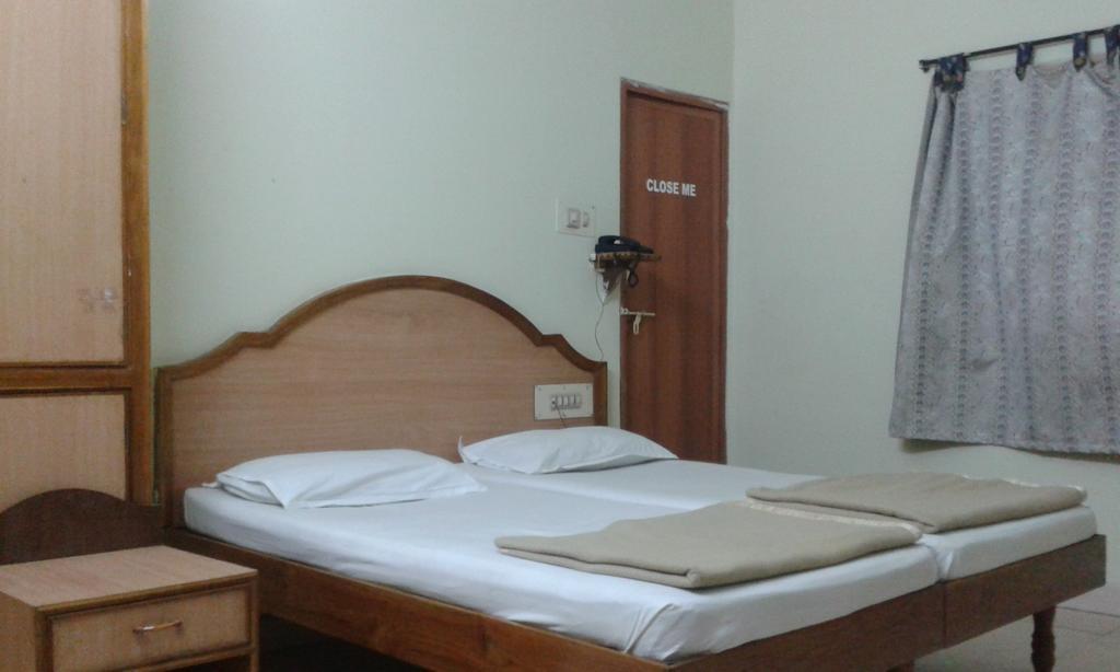 Hotel Agarala Residency Tirupati Chambre photo